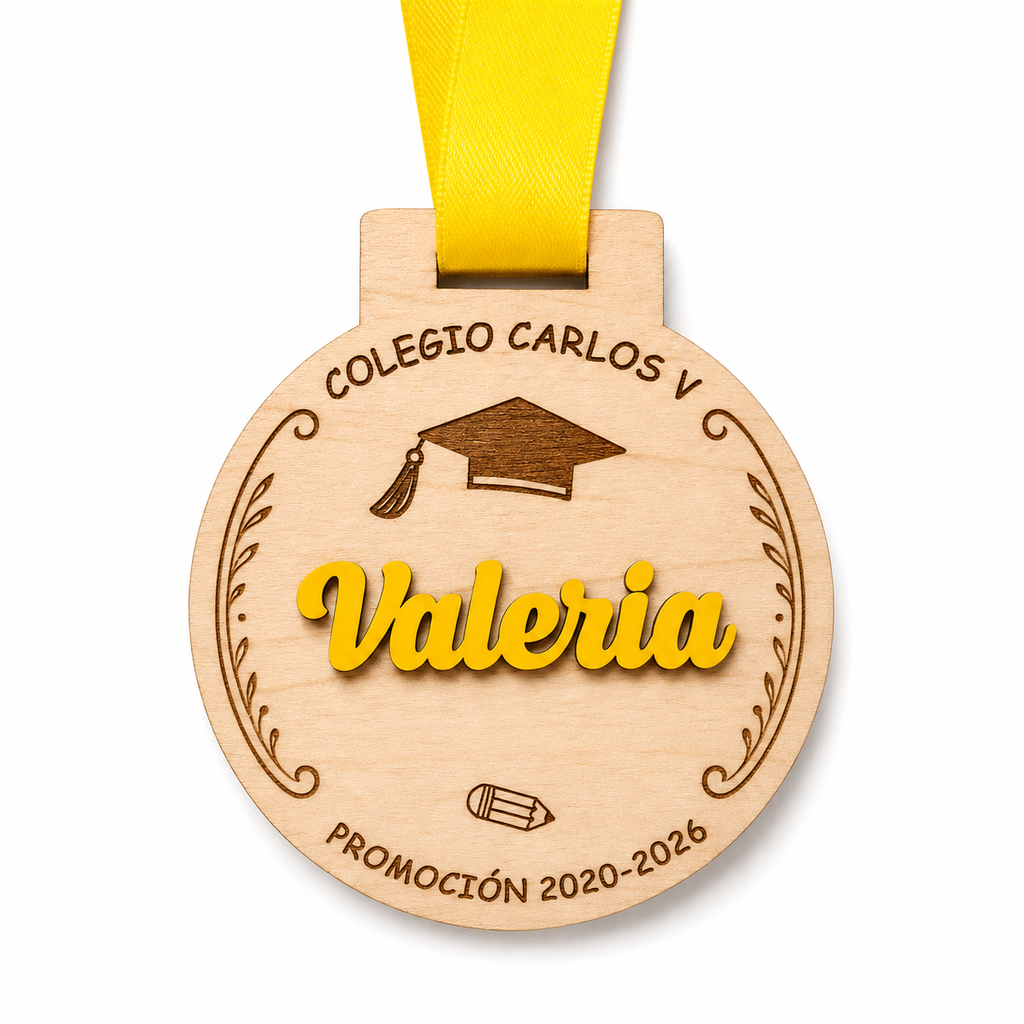 Medalla de madera personalizada para graduación con nombre en 3D